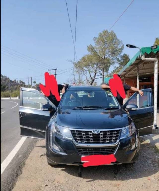 https://images10.gaadi.com/usedgaadi-sellcar/UsedCar/e56afd1aa/5dc55c64-bd5e-4396-80bd-8b828dbb02a5.jpg?imwidth=6400