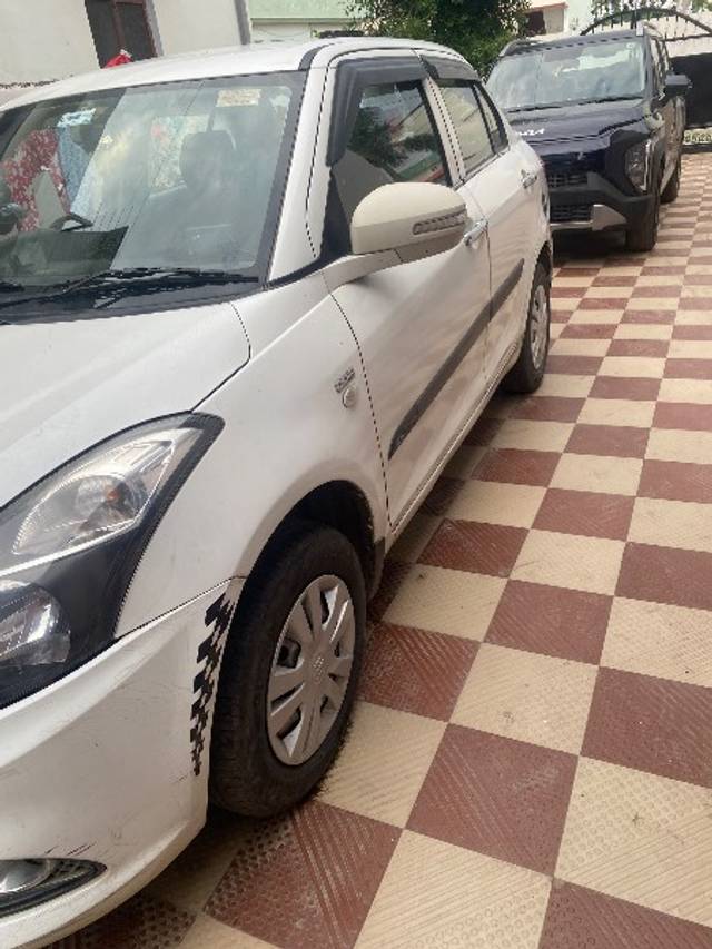 https://images10.gaadi.com/usedgaadi-sellcar/UsedCar/e56b9f9ea/e0dad315-c4f2-435e-8102-f9698821cf81.jpeg?imwidth=6402
