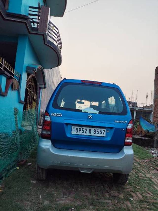 https://images10.gaadi.com/usedgaadi-sellcar/UsedCar/e56c2b5aa/b31dab52-bb8f-48bb-95fa-b041be3cdbaf.jpg?imwidth=6400