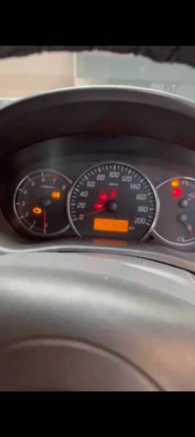 https://images10.gaadi.com/usedgaadi-sellcar/UsedCar/e56c9b39a/4cdc33cf-829e-4edc-86d9-ae9ee5c7241f.jpg?imwidth=6401