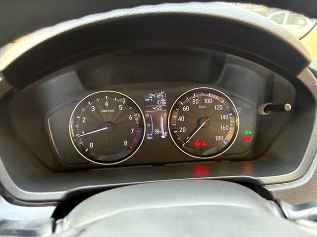 https://images10.gaadi.com/usedgaadi-sellcar/UsedCar/e56ce49fa/5e0c6c29-e311-4014-b79e-78421da97400.jpeg?imwidth=6401