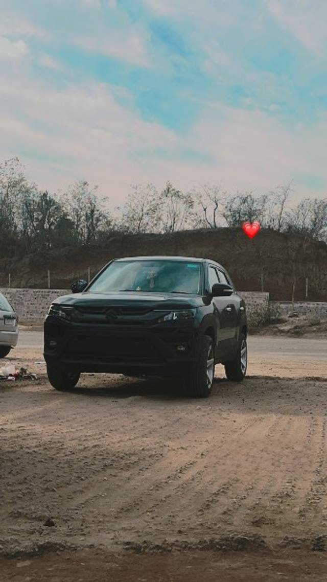 https://images10.gaadi.com/usedgaadi-sellcar/UsedCar/e56cfcb5a/0a46c783-4331-445f-8413-2b8aa51fd065.jpeg?imwidth=6402