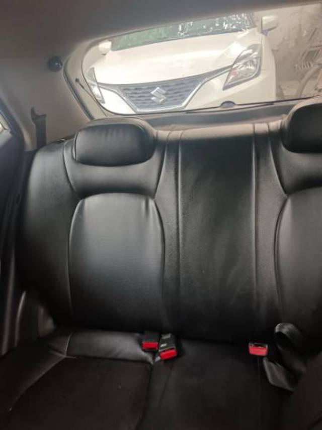 https://images10.gaadi.com/usedgaadi-sellcar/UsedCar/e56e489ea/2b2444f6-7f8b-48fd-9b13-dc90a36d99d1.jpeg?imwidth=6402