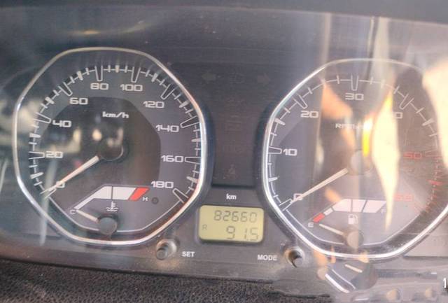 https://images10.gaadi.com/usedgaadi-sellcar/UsedCar/e56ea45aa/71b7e0ba-e636-438b-99d1-9e60ed498e6c.jpg?imwidth=6402