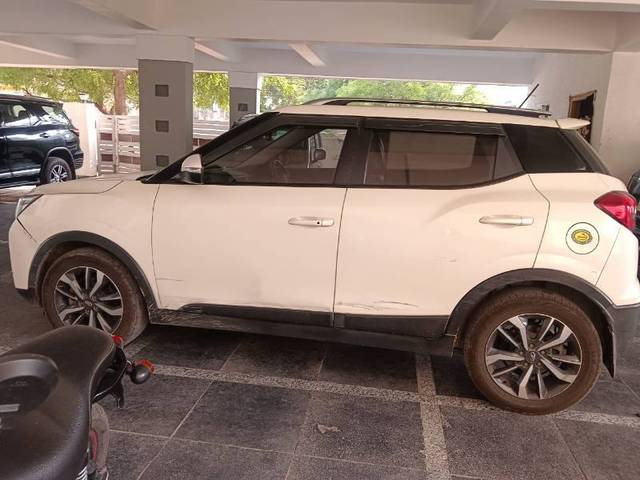 https://images10.gaadi.com/usedgaadi-sellcar/UsedCar/e56f13fda/053da7cd-e408-4c9f-a7c7-b7976a46e9e0.jpg?imwidth=6402