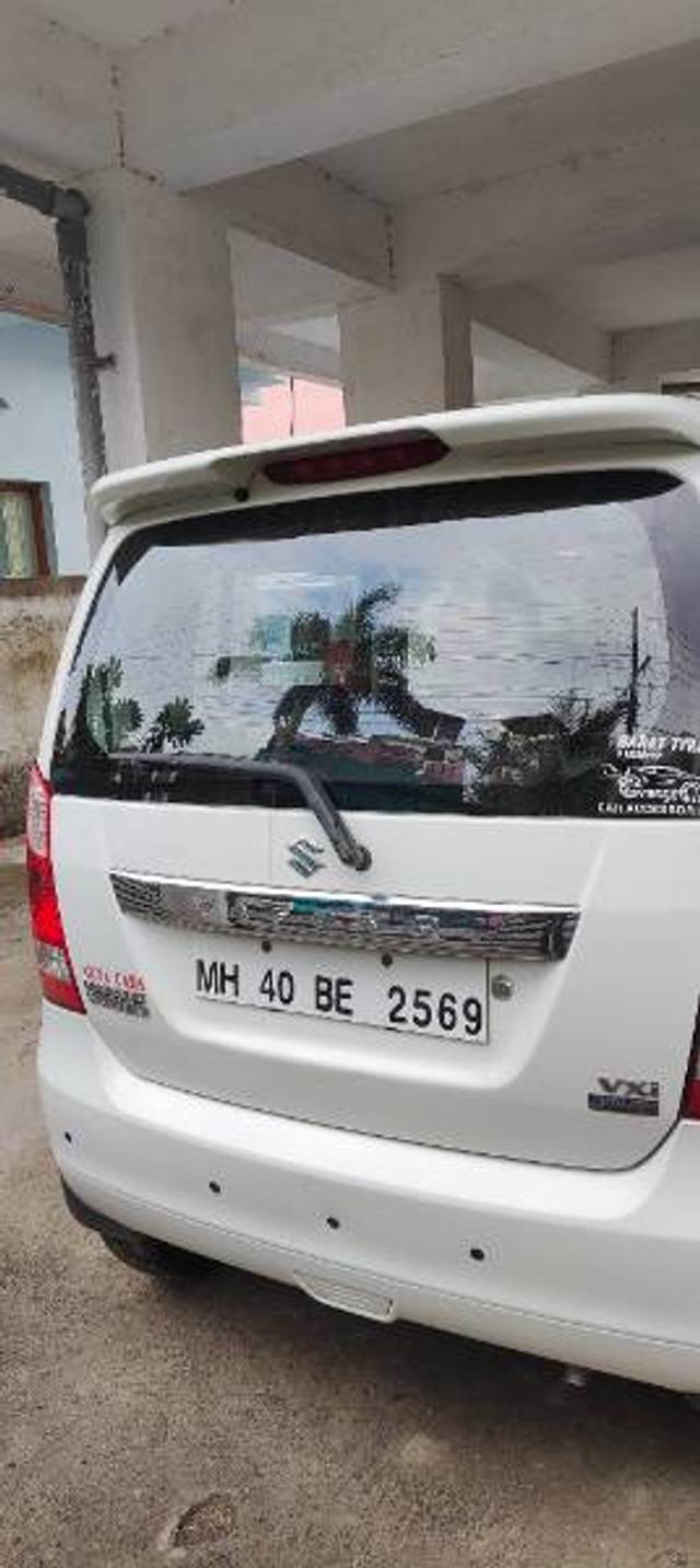 https://images10.gaadi.com/usedgaadi-sellcar/UsedCar/e56f3758a/9aad6848-a55b-4f45-b328-2eb162f0d174.jpg?imwidth=6402