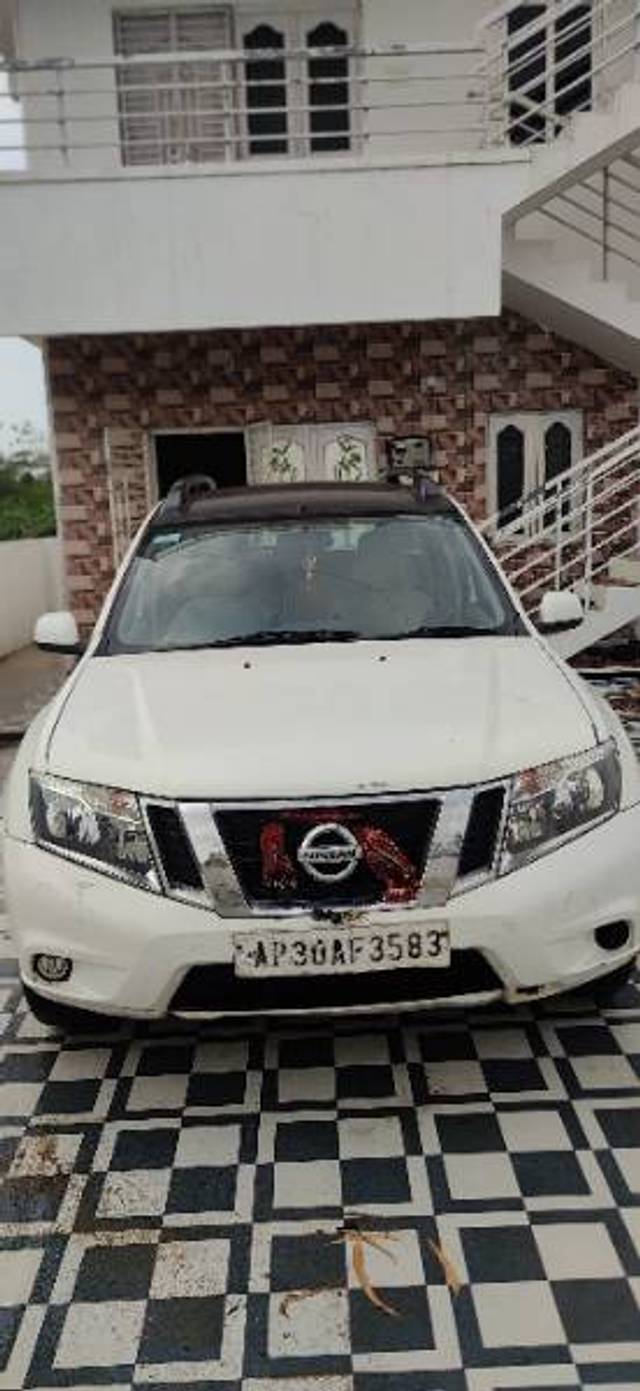 https://images10.gaadi.com/usedgaadi-sellcar/UsedCar/e56f8f27a/3073925a-22cd-4b93-9914-58d591362792.jpg?imwidth=6400
