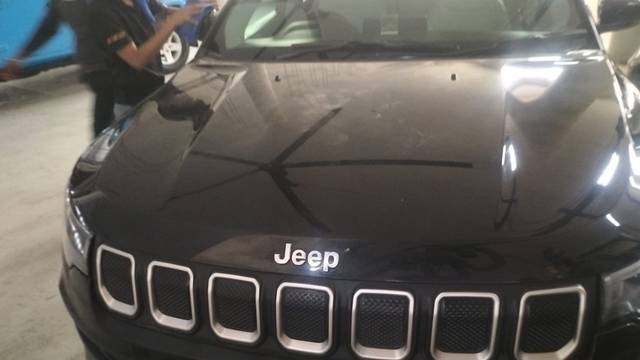 https://images10.gaadi.com/usedgaadi-sellcar/UsedCar/e56fa270a/6693b5c7-be31-48d7-8a8d-46d732374d9c.jpeg?imwidth=6400