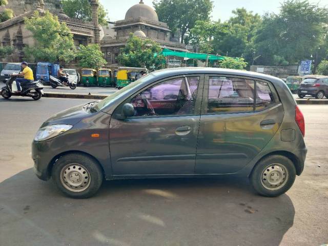 https://images10.gaadi.com/usedgaadi-sellcar/UsedCar/e56fde00a/d288c706-814b-4893-a2f6-a862b6cbf869.jpg?imwidth=6401
