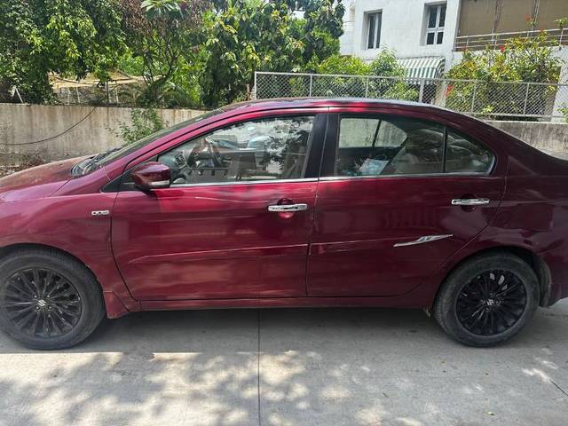 https://images10.gaadi.com/usedgaadi-sellcar/UsedCar/e5701b2ba/c0ec48e0-2f95-4cec-af16-2fc44d69f340.jpg?imwidth=6401