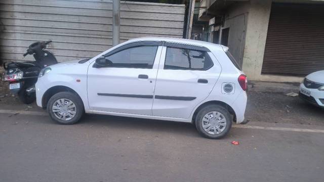 https://images10.gaadi.com/usedgaadi-sellcar/UsedCar/e570afada/03d9e0ce-0d8a-43fe-8394-cf7ad6eb81de.jpg?imwidth=6401
