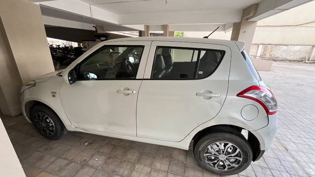 https://images10.gaadi.com/usedgaadi-sellcar/UsedCar/e570ef30a/d8c56946-9b24-43b0-ab50-8f6ae2ff5c54.jpeg?imwidth=6400