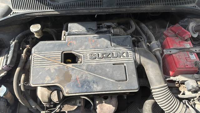 https://images10.gaadi.com/usedgaadi-sellcar/UsedCar/e571dbeba/82aba8f6-aefa-464f-84c9-92f0b84676a4.jpeg?imwidth=6401