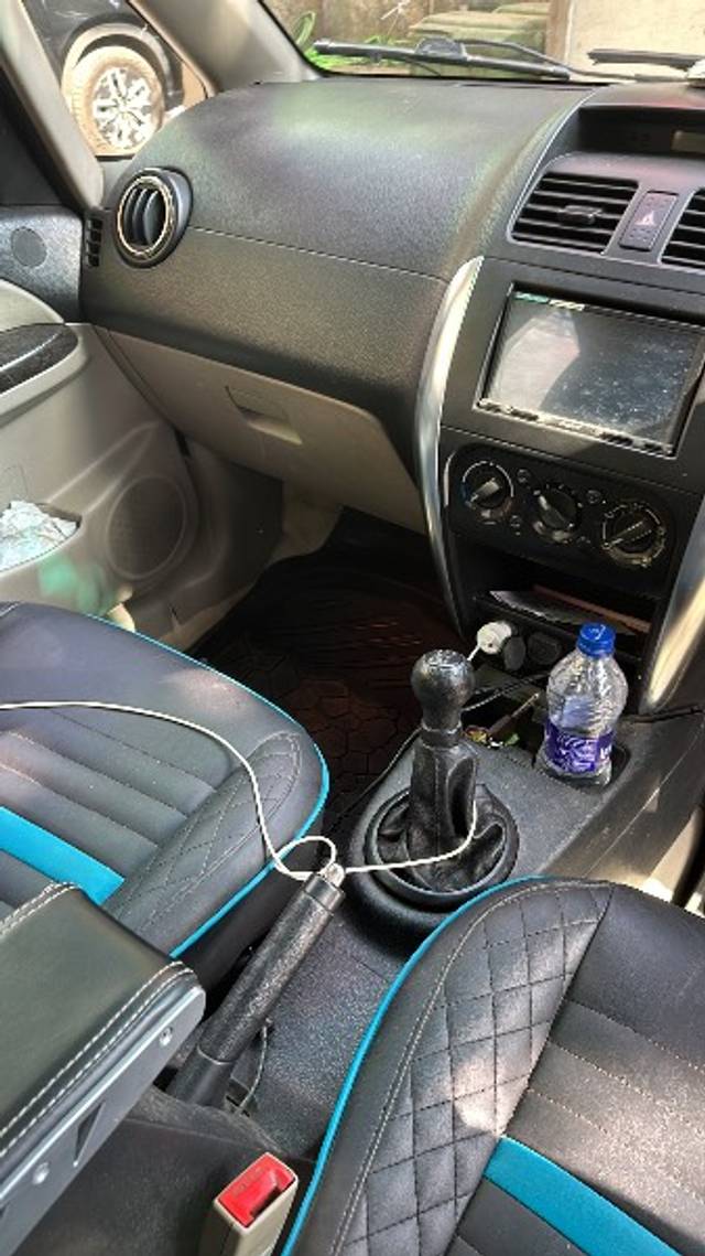 https://images10.gaadi.com/usedgaadi-sellcar/UsedCar/e571dbeba/cc289787-f4d4-4bed-81ca-1e4f530802cd.jpeg?imwidth=6402