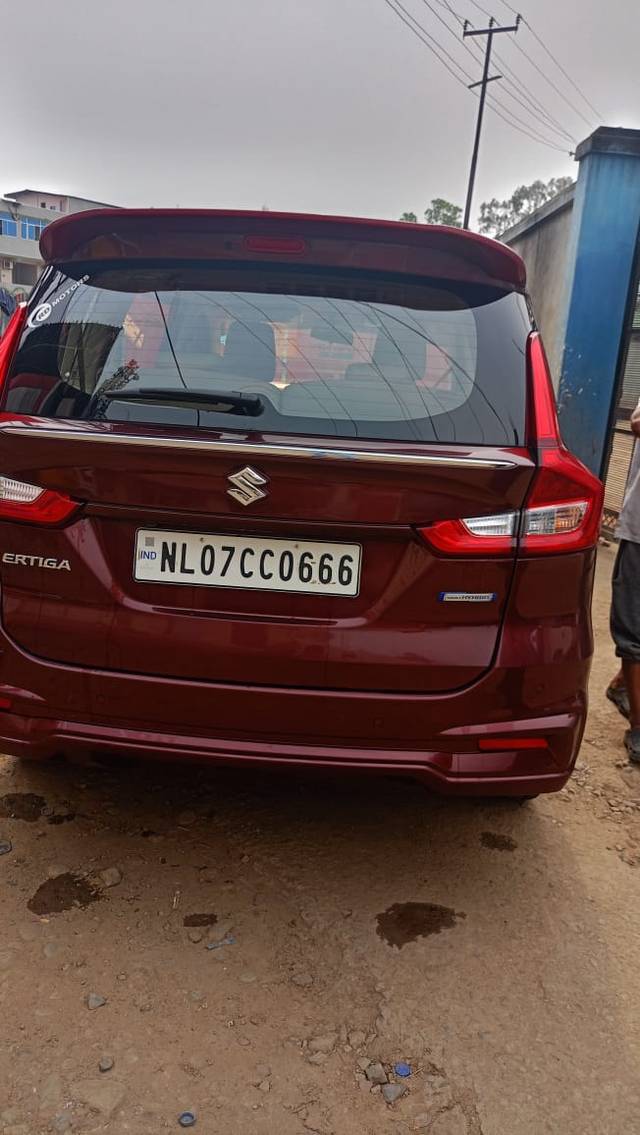 https://images10.gaadi.com/usedgaadi-sellcar/UsedCar/e572ff15a/1a7e5c25-b0cc-4cab-b05a-3a7944c49cc9.jpg?imwidth=6402