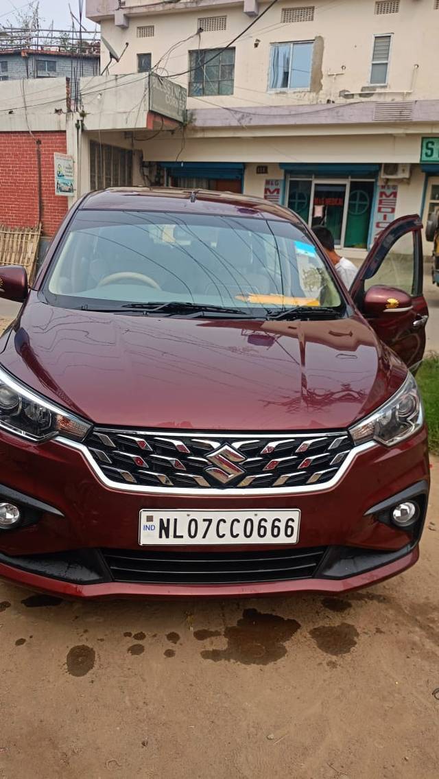 https://images10.gaadi.com/usedgaadi-sellcar/UsedCar/e572ff15a/b7d33cfd-bd32-449e-add1-940a2b3af0af.jpg?imwidth=6400
