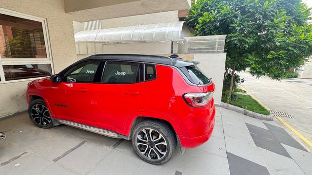 https://images10.gaadi.com/usedgaadi-sellcar/UsedCar/e573c6c8a/45fe0fa3-d851-4615-9ebe-06a058d865df.jpeg?imwidth=6402