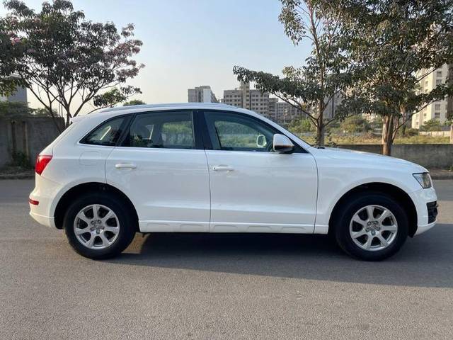 https://images10.gaadi.com/usedgaadi-sellcar/UsedCar/e573cf6aa/87c91769-d150-451f-aa30-31cb055ca95e.jpg?imwidth=6400