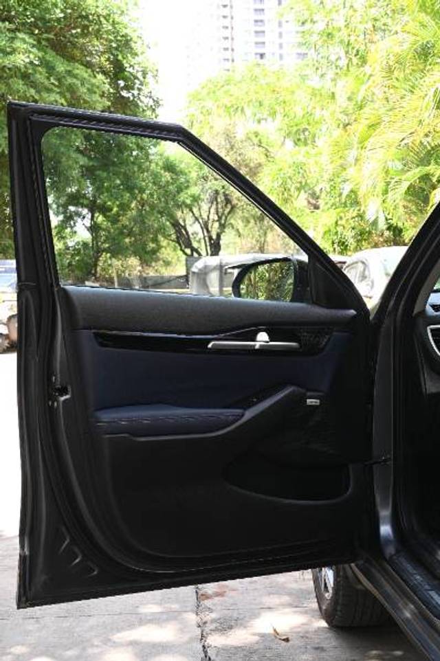 https://images10.gaadi.com/usedgaadi-sellcar/UsedCar/e5740783a/4c6f79c8-6e55-4129-b388-a7d45251a0db.JPG?imwidth=6402