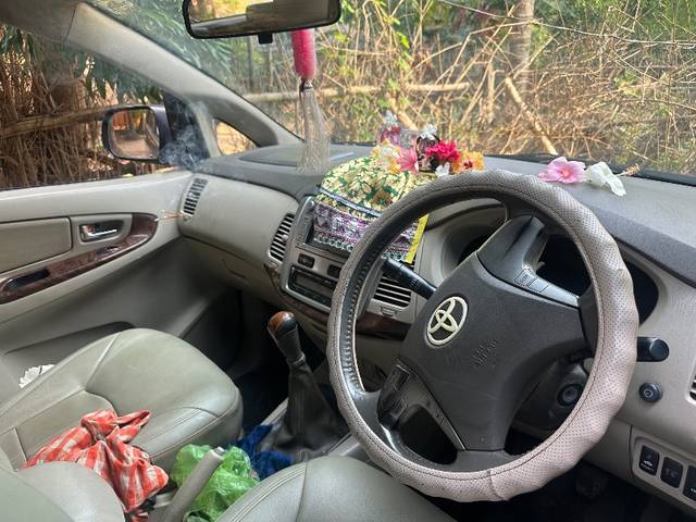 https://images10.gaadi.com/usedgaadi-sellcar/UsedCar/e574ac41a/a5e24ec4-740a-4587-a04b-12edf5f717c1.jpeg?imwidth=6401