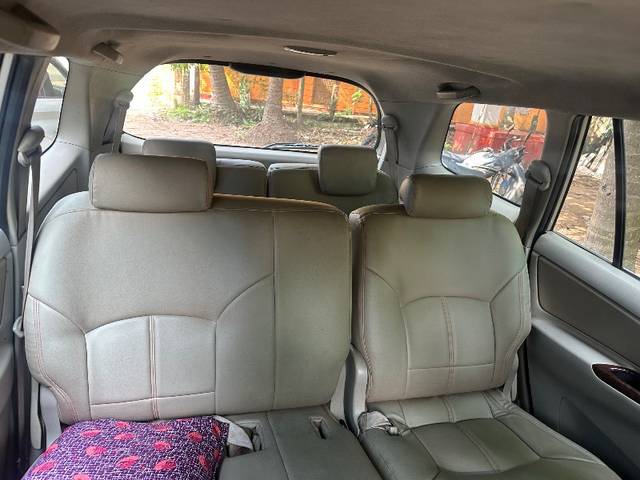 https://images10.gaadi.com/usedgaadi-sellcar/UsedCar/e574ac41a/aaa64a81-20c0-4180-897f-8c6f3319a206.jpeg?imwidth=6402