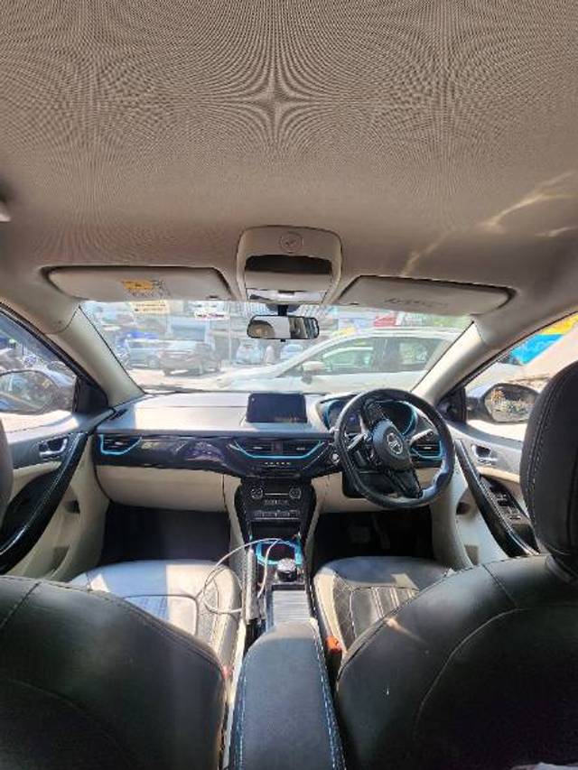 https://images10.gaadi.com/usedgaadi-sellcar/UsedCar/e574ecbfa/e590c17f-0e50-4ae6-873d-14c20eff9ec7.jpg?imwidth=6402