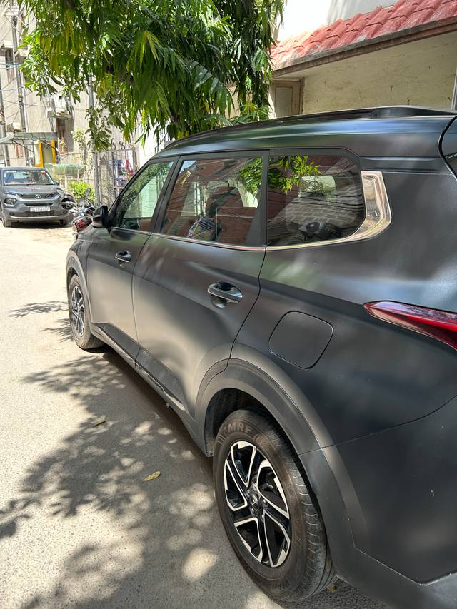 https://images10.gaadi.com/usedgaadi-sellcar/UsedCar/e575420ea/71f7bf8d-5158-4da0-8b8d-c073e330ed58.jpeg?imwidth=6402
