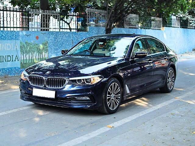 https://images10.gaadi.com/usedgaadi-sellcar/UsedCar/e575e205a/00ec4f3d-ddc9-4068-aa08-2bfbc32fd9d6.jpeg?imwidth=6400