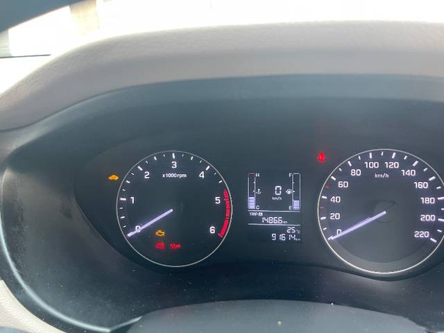 https://images10.gaadi.com/usedgaadi-sellcar/UsedCar/e576495ba/36801462-1dca-4023-b53e-f19d88c3ecb7.jpeg?imwidth=6401