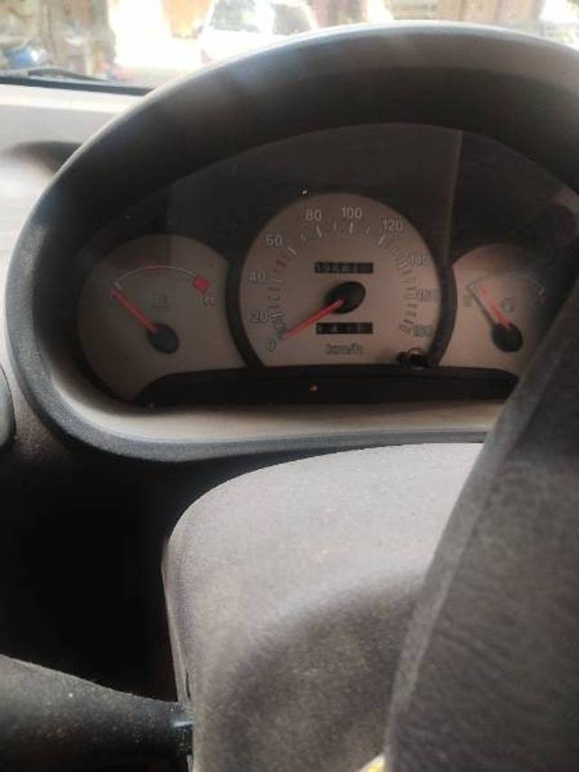 https://images10.gaadi.com/usedgaadi-sellcar/UsedCar/e576ccbda/648bdb34-f9ae-47bc-978e-7d4586becb3c.jpg?imwidth=6402