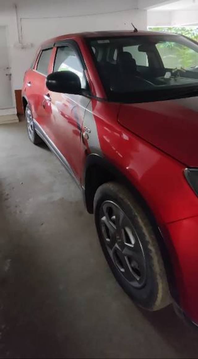 https://images10.gaadi.com/usedgaadi-sellcar/UsedCar/e577101ca/83bcaef5-382e-475d-8a13-6fec3995a4c7.jpg?imwidth=6400