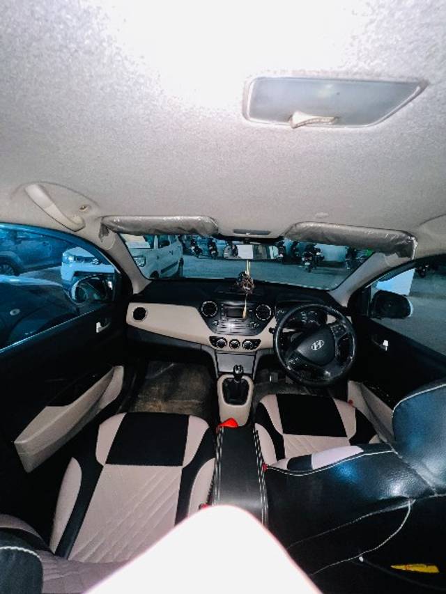 https://images10.gaadi.com/usedgaadi-sellcar/UsedCar/e5771c9aa/015ce2f3-b905-474b-a3bf-ea513998a47f.jpeg?imwidth=6402