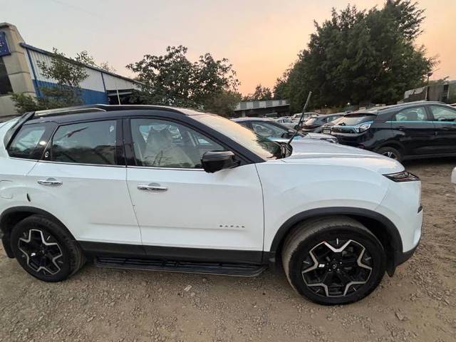 https://images10.gaadi.com/usedgaadi-sellcar/UsedCar/e577d609a/53f66d3c-e1ac-429e-85a2-b87685f10bb3.jpg?imwidth=6402