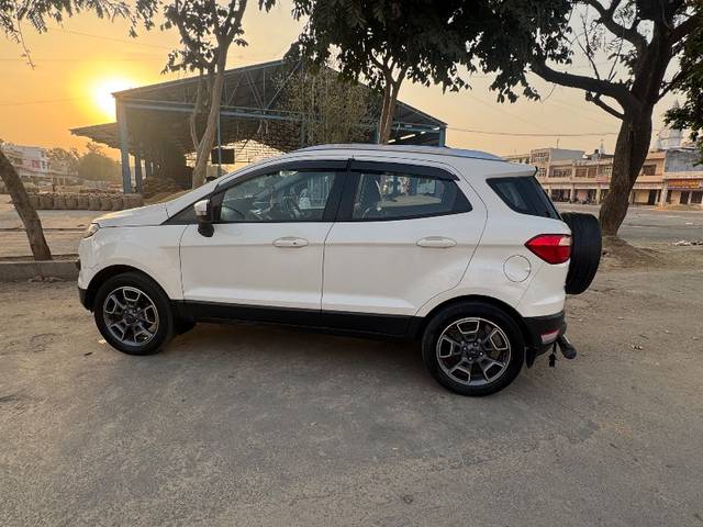 https://images10.gaadi.com/usedgaadi-sellcar/UsedCar/e5780ab8a/bdf0b18c-b362-443e-9ea0-a1b45a068a9b.jpeg?imwidth=6402