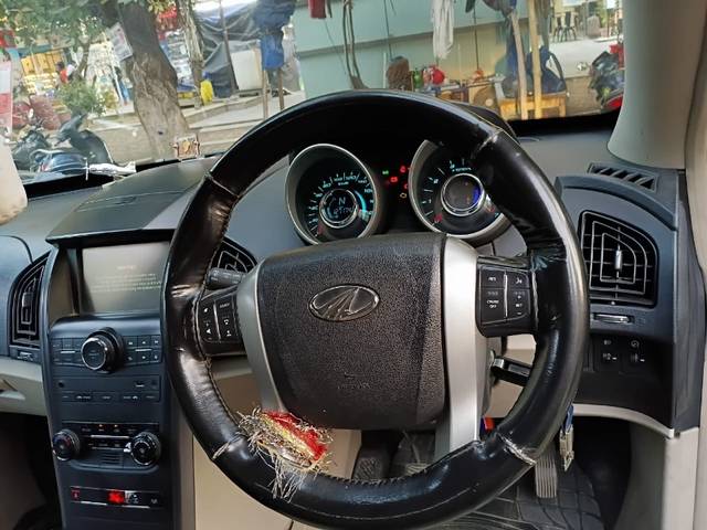 https://images10.gaadi.com/usedgaadi-sellcar/UsedCar/e5781b51a/1cf07e67-a4c3-445f-b1c6-b7c46a0b5f89.jpeg?imwidth=6402