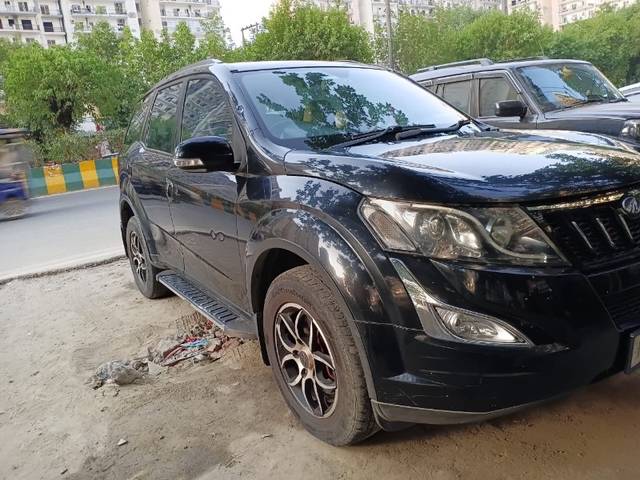 https://images10.gaadi.com/usedgaadi-sellcar/UsedCar/e5781b51a/7379de58-994c-4232-94b4-c4b8cf222386.jpeg?imwidth=6400