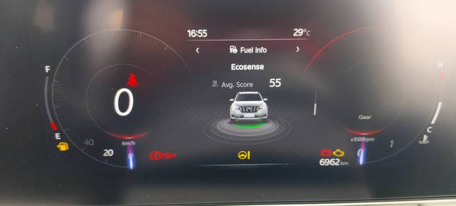 https://images10.gaadi.com/usedgaadi-sellcar/UsedCar/e5783321a/7b06e55e-76df-4086-a0b4-98517d2721e5.jpg?imwidth=6402