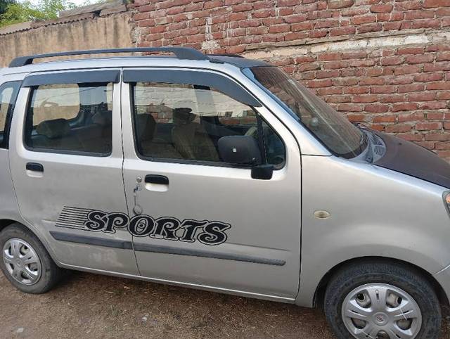 https://images10.gaadi.com/usedgaadi-sellcar/UsedCar/e5791141a/f3dcab06-ca88-4c6c-9a1c-03097eed199e.jpg?imwidth=6401