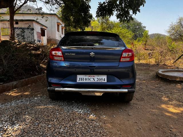 https://images10.gaadi.com/usedgaadi-sellcar/UsedCar/e579bbbfa/ab37fe3f-9dfb-4f5a-87f7-074acf1c3e4b.jpeg?imwidth=6402