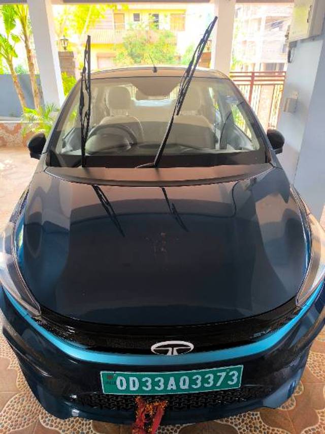 https://images10.gaadi.com/usedgaadi-sellcar/UsedCar/e57a08f7a/70cda2d6-f1b8-4533-9038-4f0f9e1a4b25.jpg?imwidth=6401