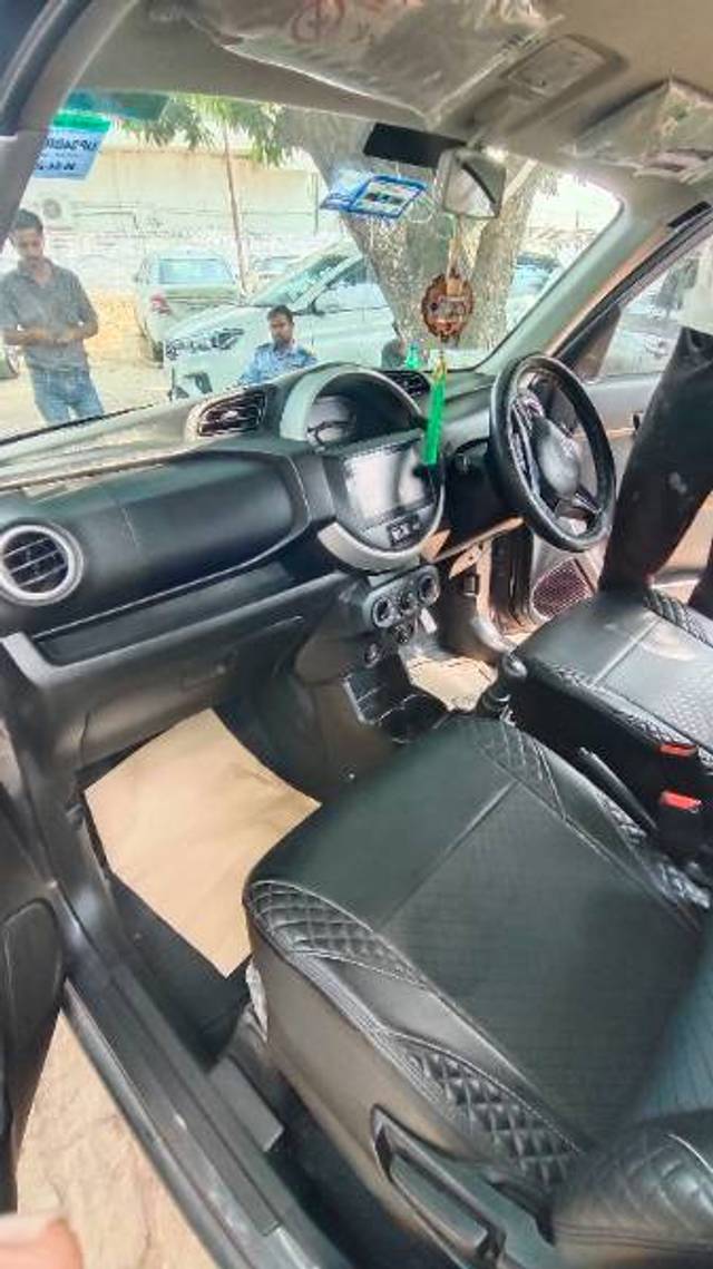 https://images10.gaadi.com/usedgaadi-sellcar/UsedCar/e57ac475a/6440e5b1-c743-49f3-a5e0-a26d2ffa26b8.jpg?imwidth=6402