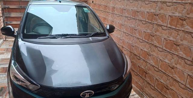 https://images10.gaadi.com/usedgaadi-sellcar/UsedCar/e57bf808a/0e173c34-3cf0-4919-9c9e-e88f1769f79b.jpg?imwidth=6400