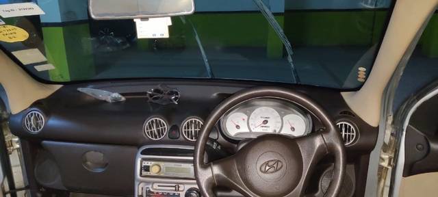 https://images10.gaadi.com/usedgaadi-sellcar/UsedCar/e57c55c7a/799d1d4f-5674-4896-9c87-e8966cbcd01d.jpeg?imwidth=6402