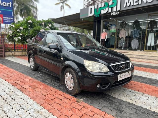https://images10.gaadi.com/usedgaadi-sellcar/UsedCar/e57d4655a/662aed15-97e8-4ca8-8eb2-a3386d74f340.jpeg?imwidth=6400