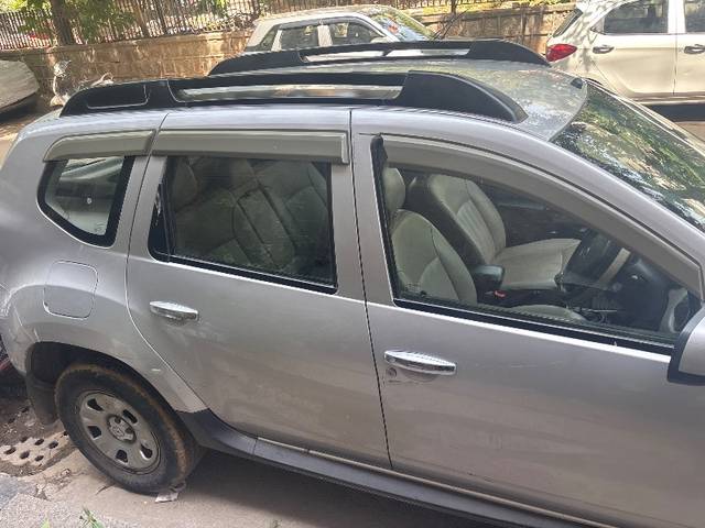 https://images10.gaadi.com/usedgaadi-sellcar/UsedCar/e57da683a/c4938728-6679-4bab-879c-5a47f6d48f4f.jpg?imwidth=6401