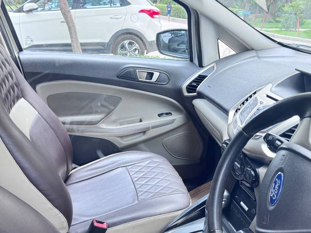 https://images10.gaadi.com/usedgaadi-sellcar/UsedCar/e57dc14ba/66c2b072-1754-451d-8f2c-53bf7f68eab1.jpeg?imwidth=6401