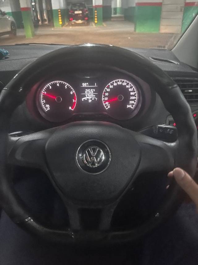 https://images10.gaadi.com/usedgaadi-sellcar/UsedCar/e57e2cb0a/35884be8-10b5-460d-9a64-1d39e55b91ff.jpeg?imwidth=6401