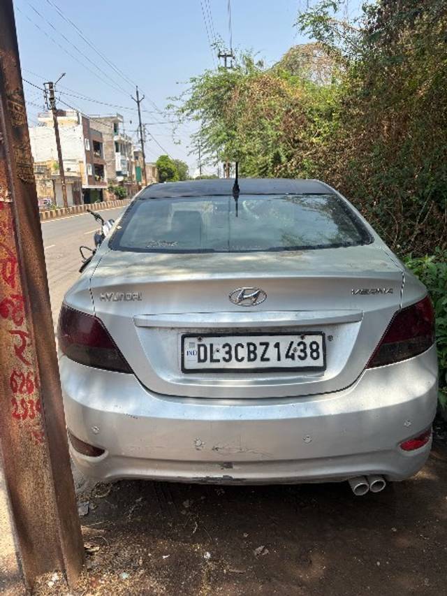 https://images10.gaadi.com/usedgaadi-sellcar/UsedCar/e57e31eba/b97bf477-753d-49c6-a430-20da5f9c8923.jpeg?imwidth=6402