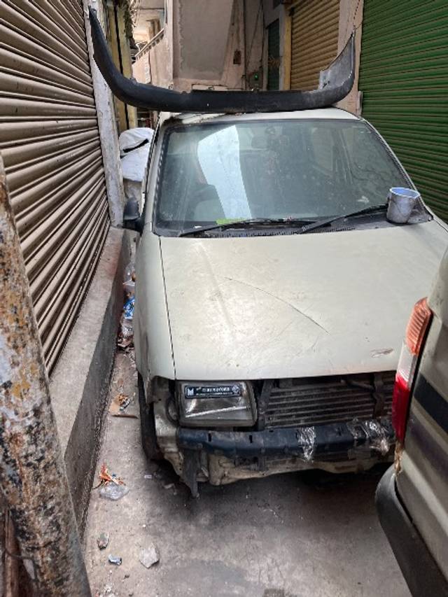 https://images10.gaadi.com/usedgaadi-sellcar/UsedCar/e57e4a2aa/fe290d75-abc1-4866-8bcd-abed20c47670.jpeg?imwidth=6400