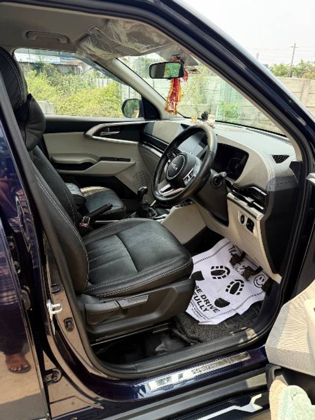 https://images10.gaadi.com/usedgaadi-sellcar/UsedCar/e57eca56a/c3ac199d-80c4-4cd8-bb7f-36e69a33bfec.jpeg?imwidth=6401